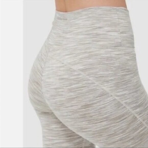 Outdoor Voices Flow 7/8 Leggings Size M (NWOT) - Picture 4 of 11